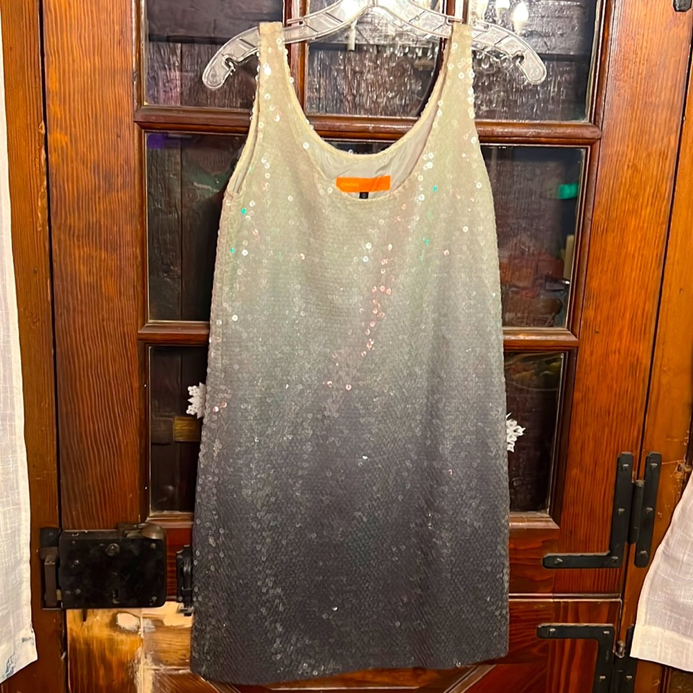EUC Sequin Shift Dress sz 0 by Cynthia Steffe